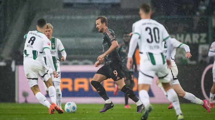 171615123 بایرن سال جدید را با برد آغاز کرد/ دربی مونیخ به کام صدرنشین