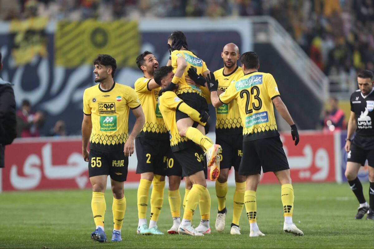 367446 عملکرد موفق پرسپولیس و تراکتور در Top ۴+۱ ایران/ قعرنشین ها، صدرنشین واقعی لیگ را اخراج کردند!