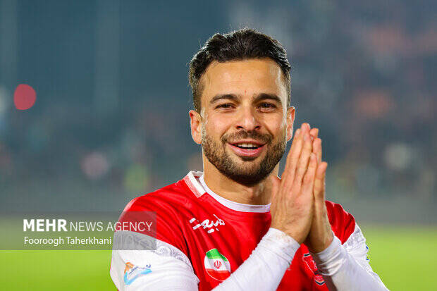 4317799 توصیه مربی سابق پرسپولیس به کریم باقری و دلیل گلنزن بودن مهاجمان