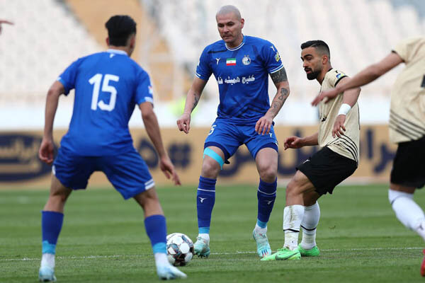 5340477-1 قلب استقلال در قعر جدول تیر کشید