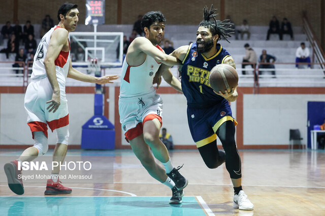 63317111 پوینت گارد پترو بهترین بازیکن هفته ۱۷ لیگ بسکتبال