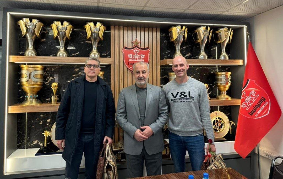 5300315 مدیرانی که میلیونها دلار را آتش زدند؛استقلال و پرسپولیس در صدر «بدها»