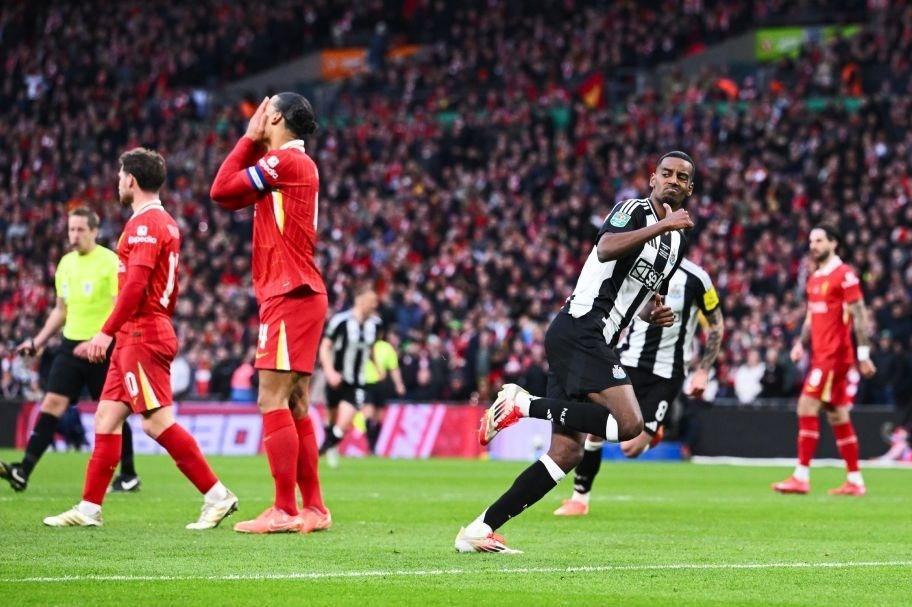 تیم فوتبال لیورپول انگلیس ,