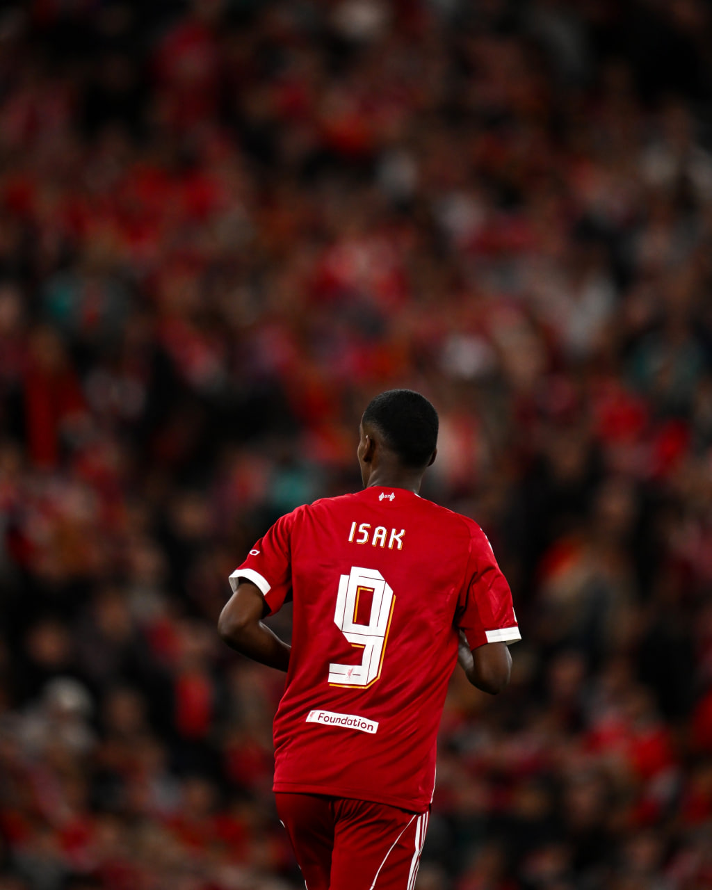 photo_2025-09-18_00-48-53 اولین بازی الکساندر ایساک با پیراهن لیورپول